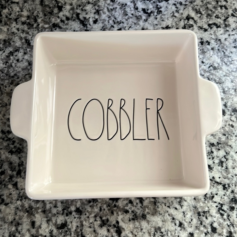 **RESERVED**Rae Dunn Cobbler Dish
